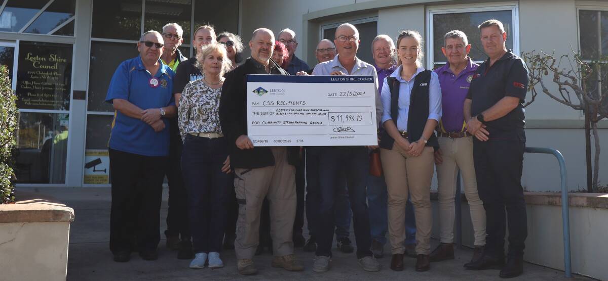 Recipients of the community grants funding with councillors George Weston and Tony Ciccia (front, middle). Picture supplied 