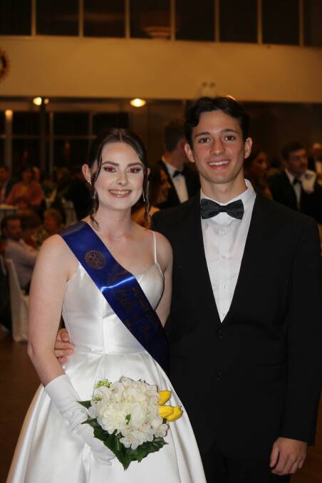 HONOUR: Savannah Lloyd with partner Dan Hillam was named the 2022 Belle of the Ball on Friday night. Photo: Mary-Anne Lattimore