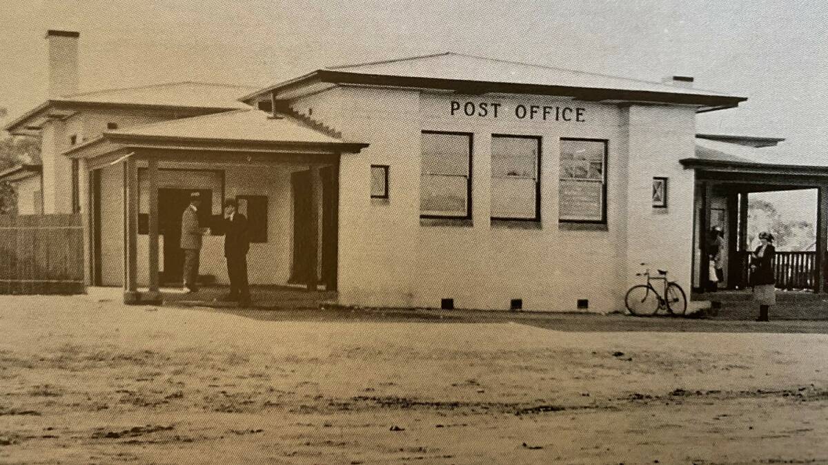Leeton Post Office in 1923. Photographer unknown. Photo courtesy Leeton Family and Local History Society